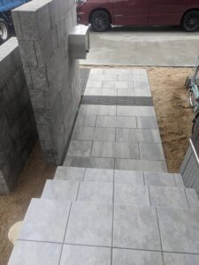 土間コンクリート、土、整地、真砂土、 令和建設、外構工事、エクステリア